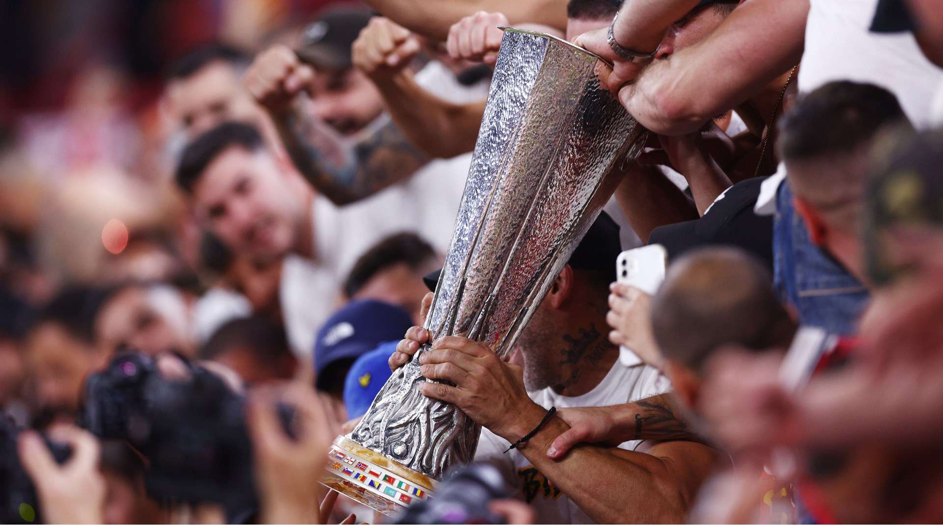 共有来自多 共有来自多